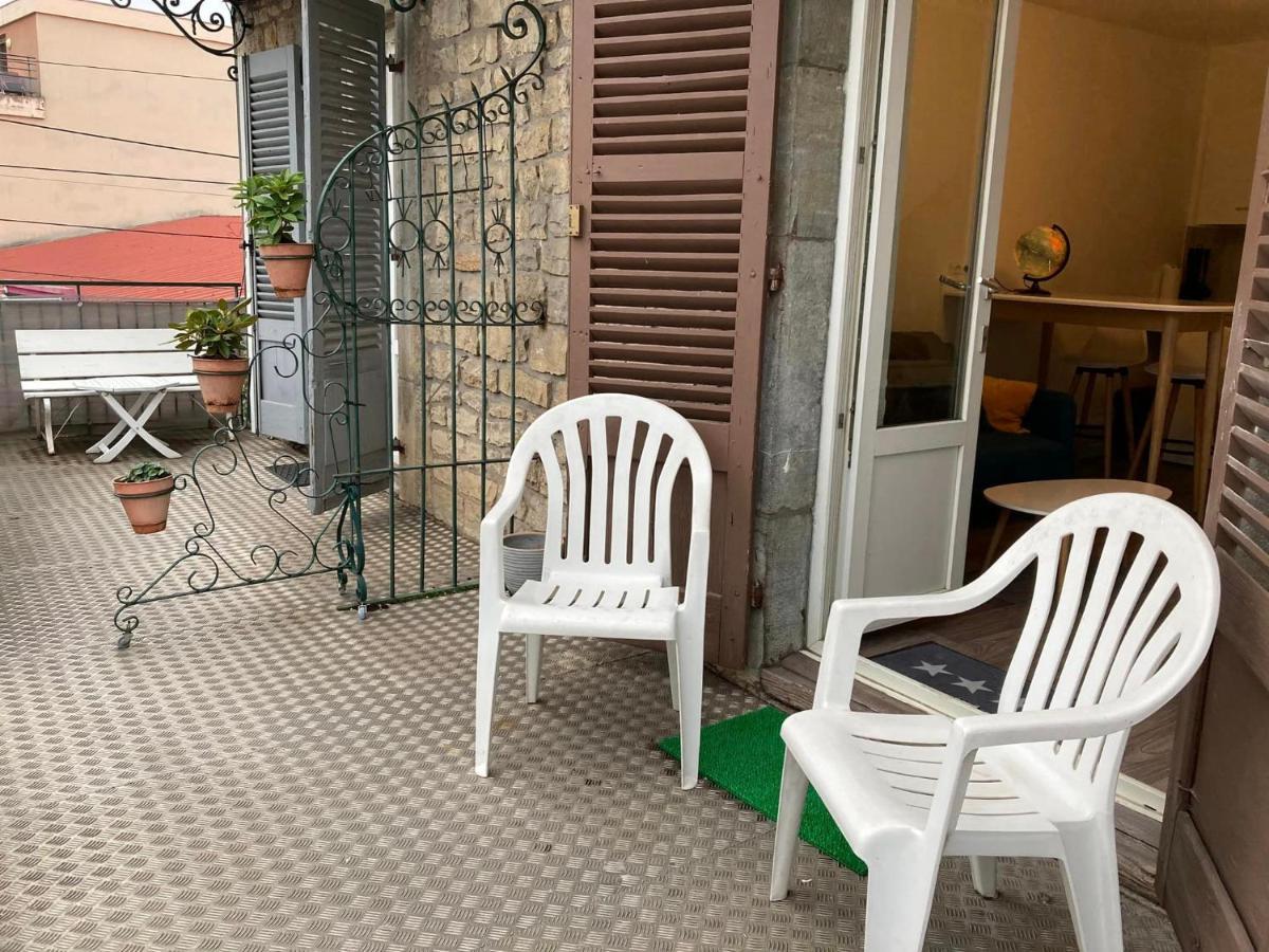 Le Voyageur Apartment เบอซองซง ภายนอก รูปภาพ